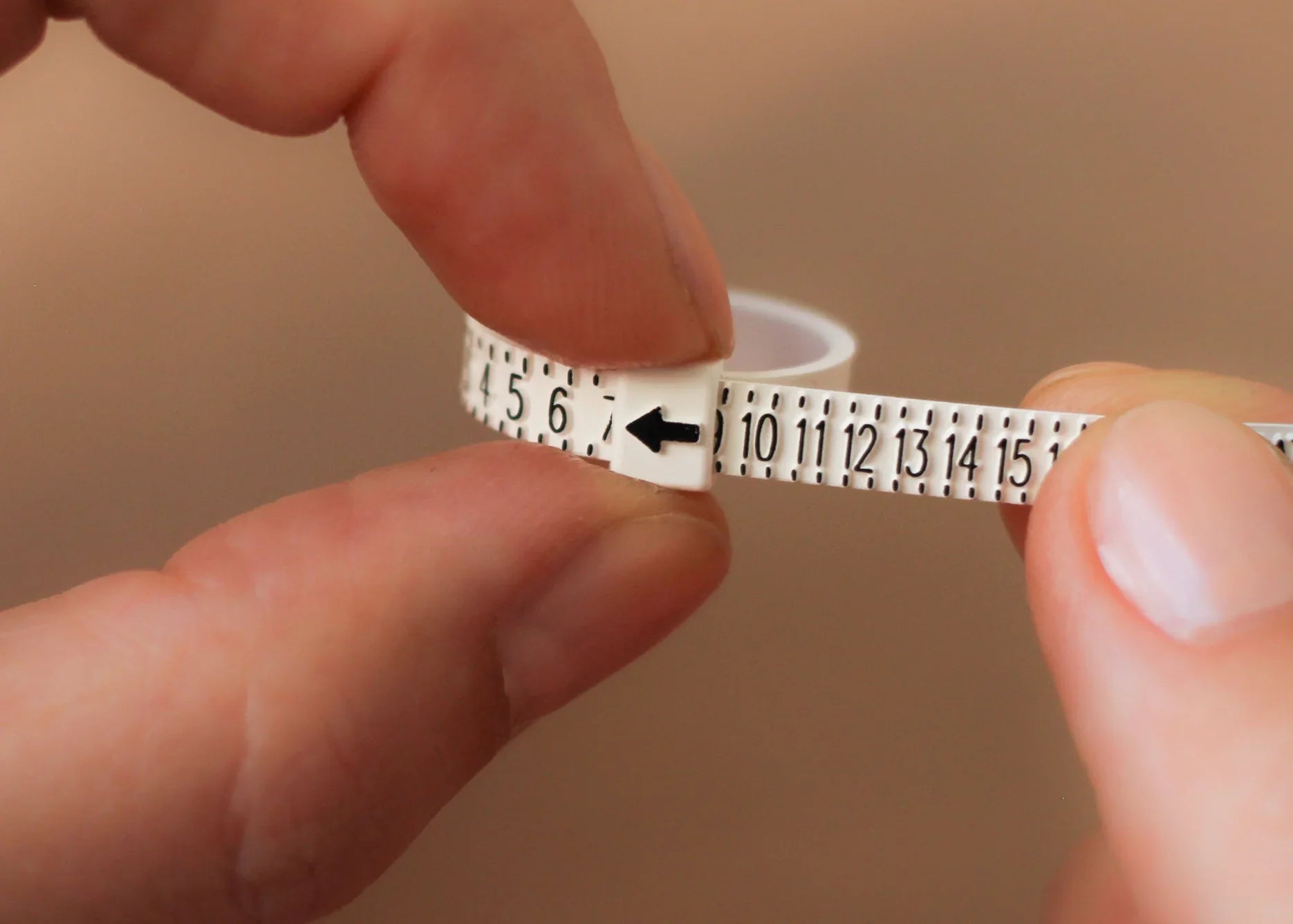 How to Choose the Perfect Ring Size: A Comprehensive Guide