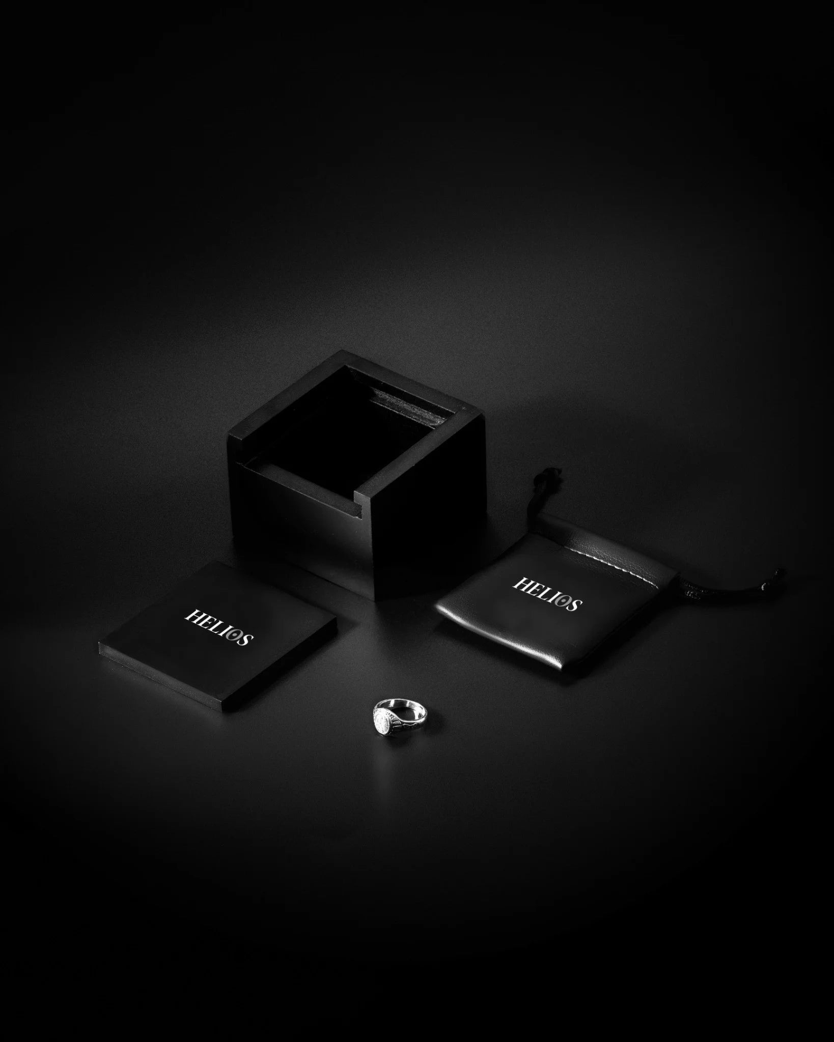Encuentre el regalo perfecto con joyas de plata esterlina para hombres
