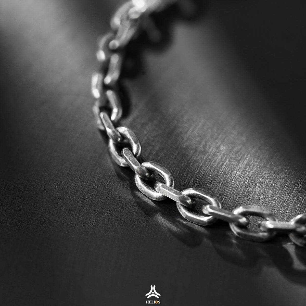Chain Rise x Lotus Necklace Helios
