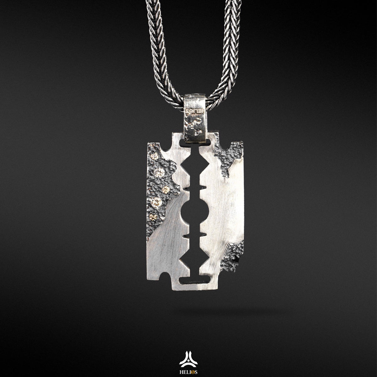 Classic Razor – Helios Global