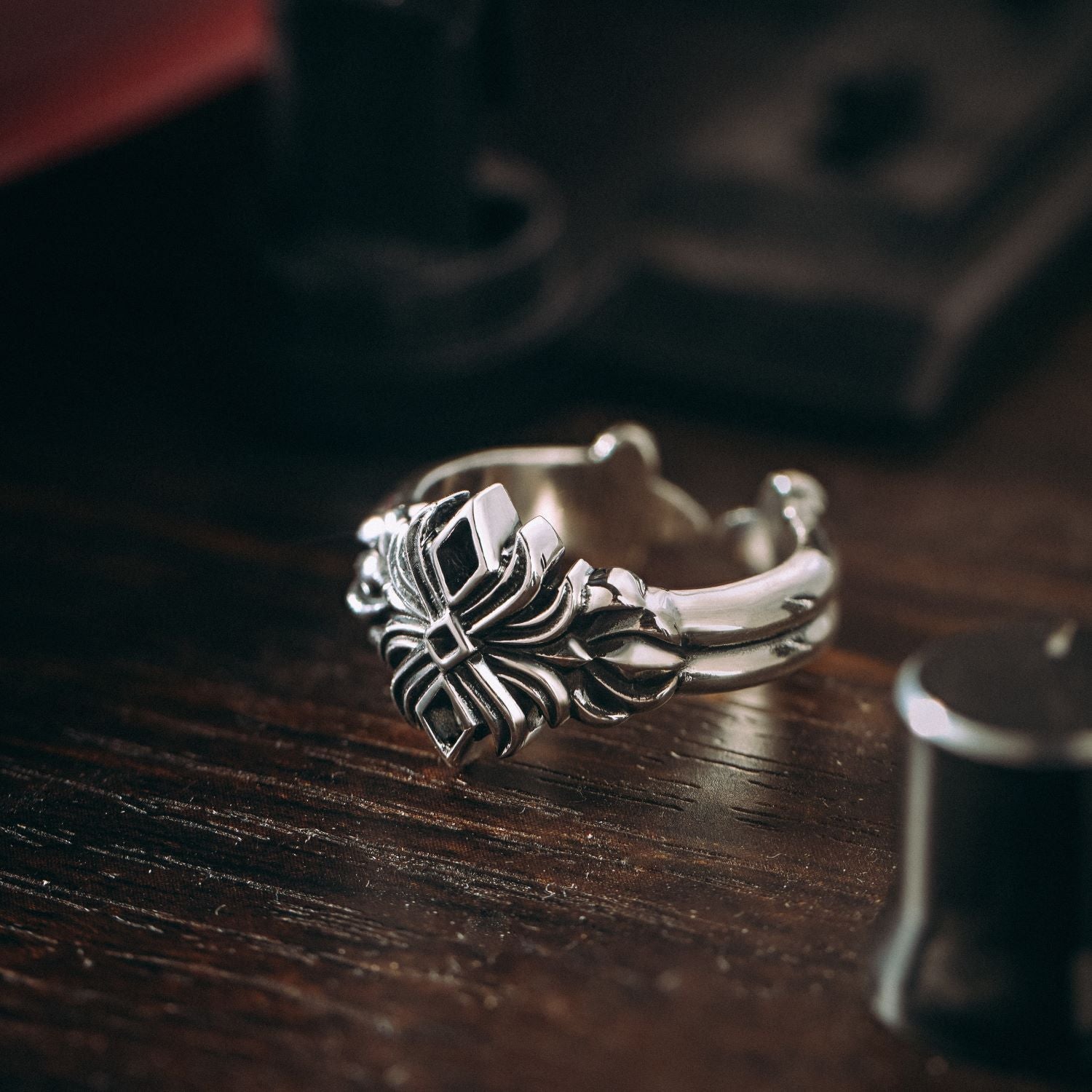 Anillo Lotusgot Helios – Helios Global